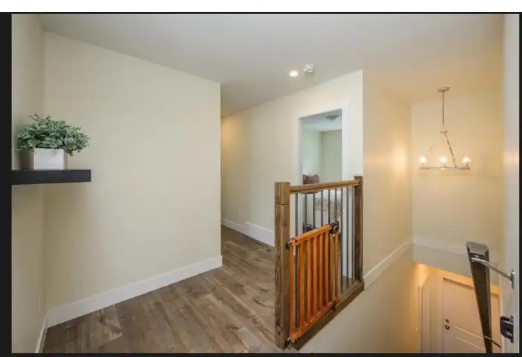 1652 9 Avenue, Prince George, BC, V2L 3S1 - 2