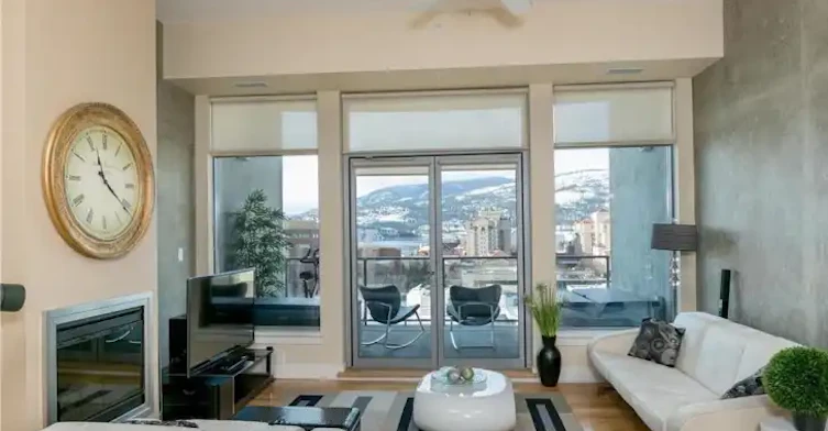 1329 Ellis Street, Kelowna, BC - 2