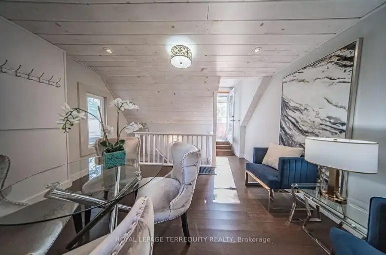 256 Boston Avenue, Toronto, ON, M4M 2V3 - 16