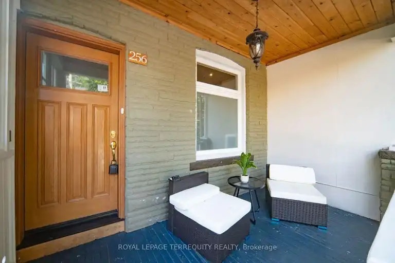 256 Boston Avenue, Toronto, ON, M4M 2V3 - 15