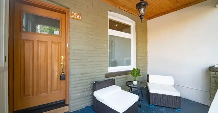 256 Boston Avenue, Toronto, ON, M4M 2V3 - 15