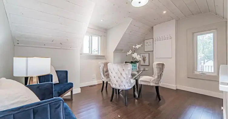 256 Boston Avenue, Toronto, ON, M4M 2V3 - 14