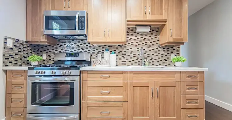 256 Boston Avenue, Toronto, ON, M4M 2V3 - 6