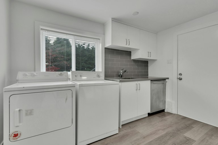 4167 Ranger Crescent, North Vancouver, BC, V7R 3K8 - 9
