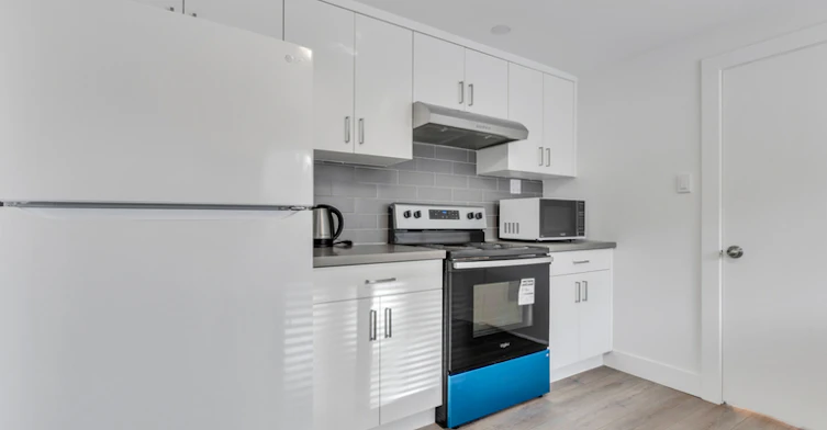 4167 Ranger Crescent, North Vancouver, BC, V7R 3K8 - 10