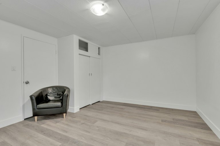 4167 Ranger Crescent, North Vancouver, BC, V7R 3K8 - 12