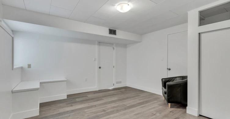 4167 Ranger Crescent, North Vancouver, BC, V7R 3K8 - 13