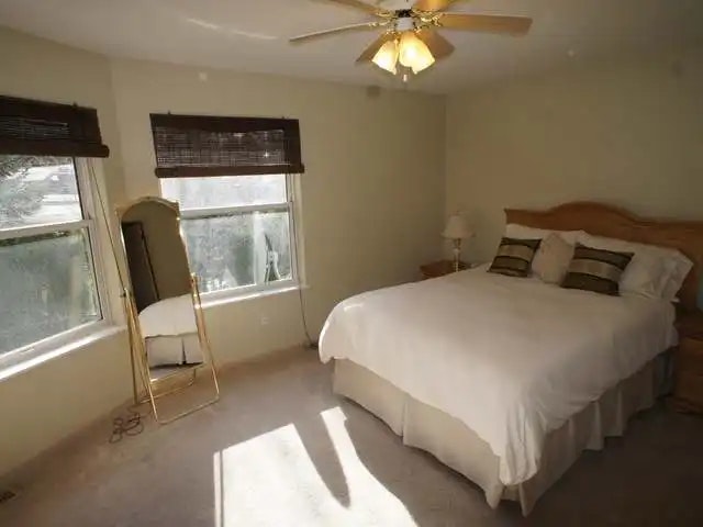 2084 Robson Place, Kamloops, BC, V2E 2M6 - 2