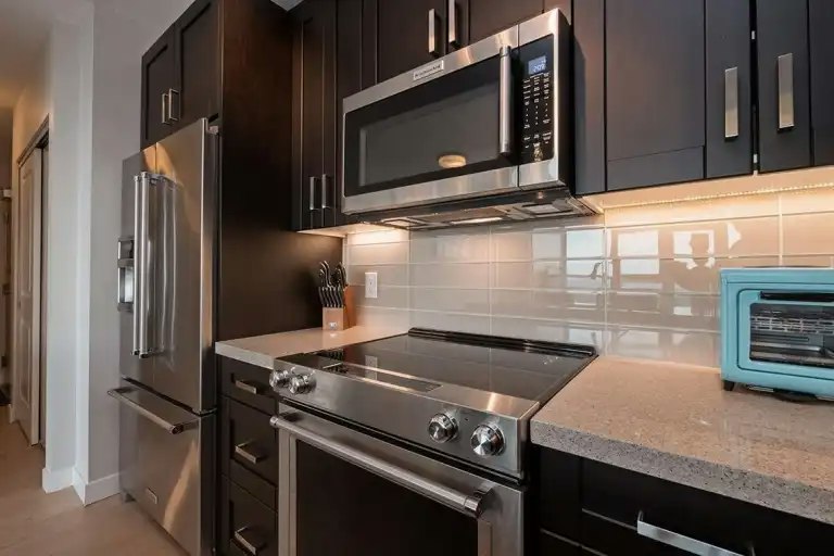 11967 80 Avenue, Delta, BC, V4C 0E2 - 7