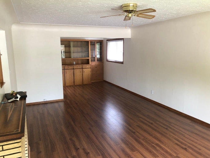 9851 79 Street (Forest Heights, Edmonton, AB, T6A 3G2 - 9