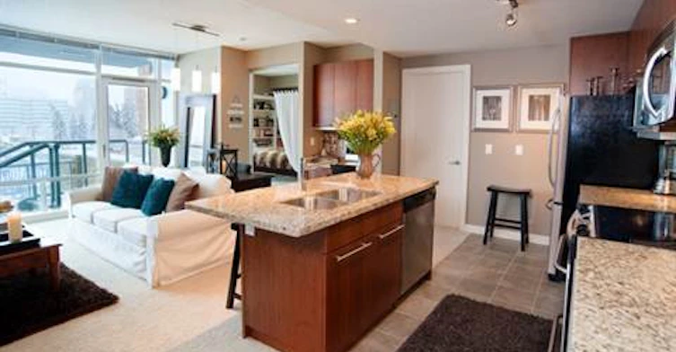 215 13 Calgary Avenue SW, Calgary, AB, T2R 0V6