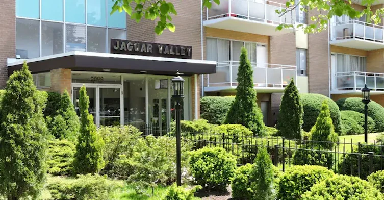 3089 Jaguar Valley Drive, Mississauga, ON, L5A 2J1 - 4