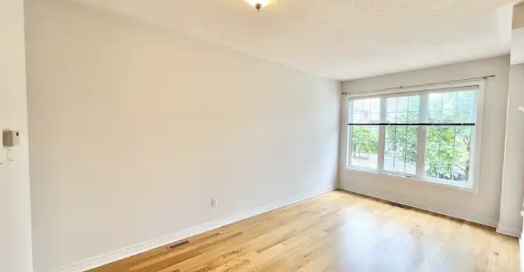 30 Clovis Street, Vaughan, ON, L4J 8W7 - 3