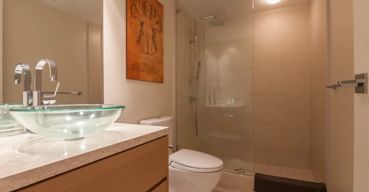 8 Smithe Mews, Vancouver, BC, V6B 0A5 - 8