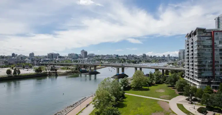 8 Smithe Mews, Vancouver, BC, V6B 0A5 - 13