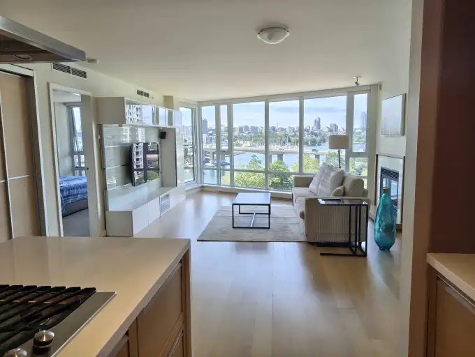 8 Smithe Mews, Vancouver, BC, V6B 0A5 - 12