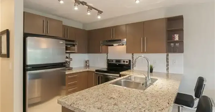 2088 Beta Avenue, Burnaby, BC, V5C 0C8 - 5