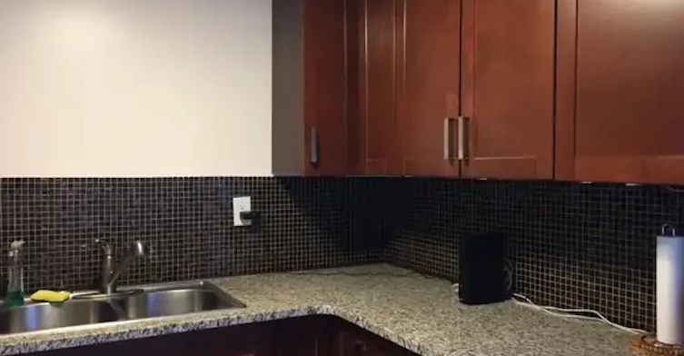 10225 114 Street Northwest, Edmonton, AB, T5K 1S1 - 4