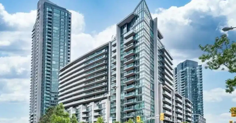 209 Fort York Boulevard, Toronto, ON, M5V 4A1