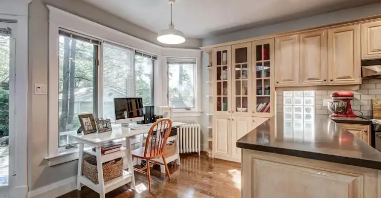 69 Normandy Boulevard, Toronto, ON, M4L 3K4 - 10