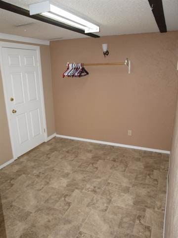 6104 140 Avenue, Edmonton, AB, T5A 1G6 - 5