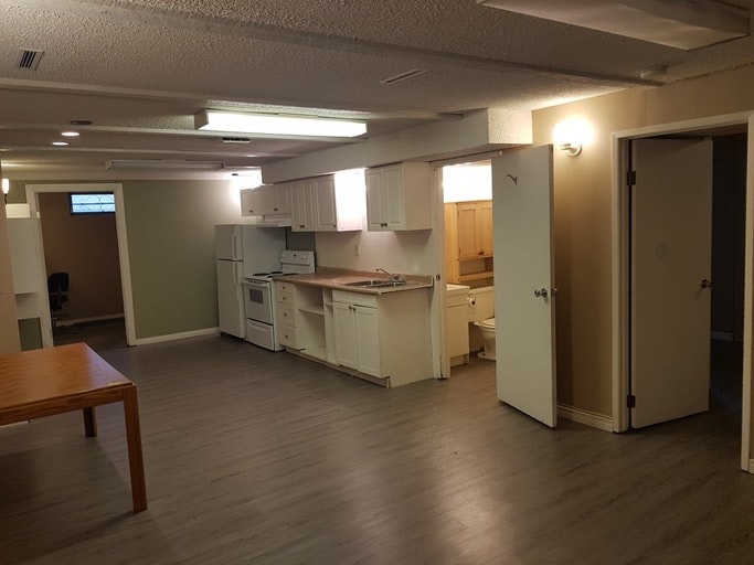 6104 140 Avenue, Edmonton, AB, T5A 1G6 - 15