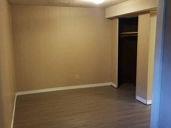 6104 140 Avenue, Edmonton, AB, T5A 1G6 - 13
