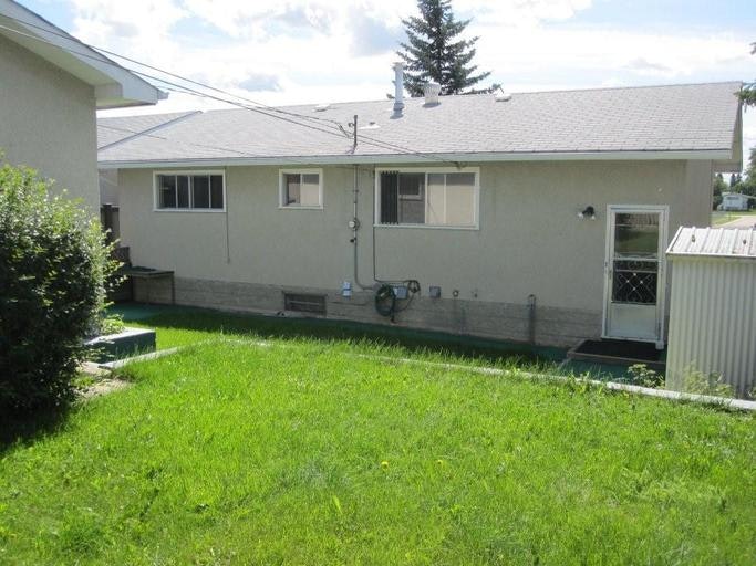 6104 140 Avenue, Edmonton, AB, T5A 1G6 - 2