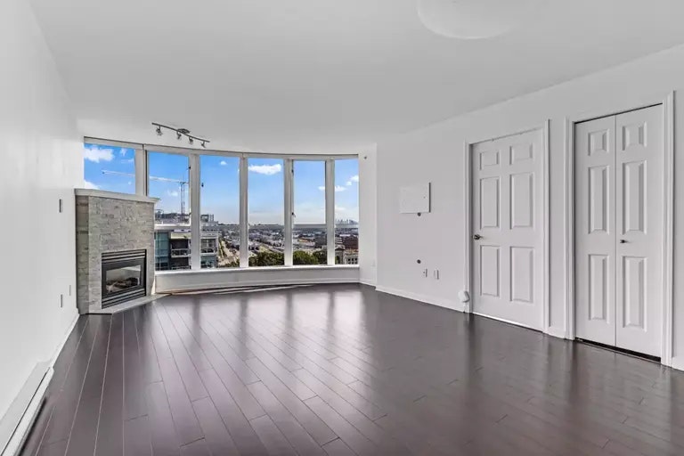 1088 Quebec Street, Vancouver, BC, V6A 4H2 - 7