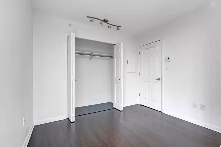 1088 Quebec Street, Vancouver, BC, V6A 4H2 - 14