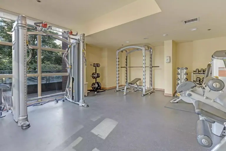1088 Quebec Street, Vancouver, BC, V6A 4H2 - 19