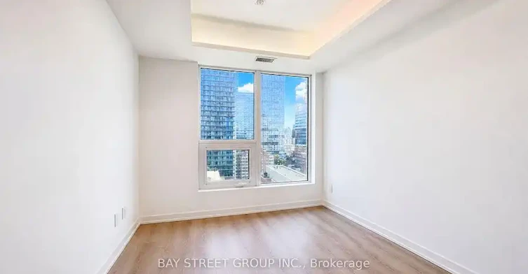 100 Queen Street East, Toronto, ON, M5C 0B5 - 9