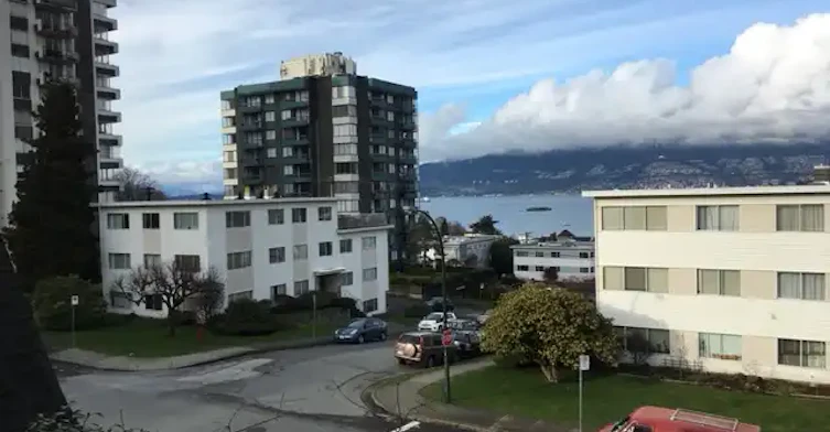 2288 West 2nd Avenue, Vancouver, BC, V6K 1H9 - 4