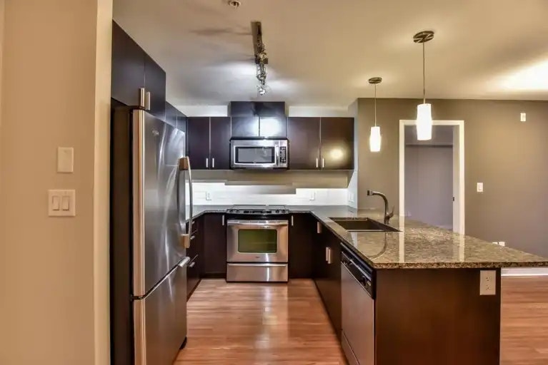 7511 120 Street, Delta, BC, V3W 3N1 - 4