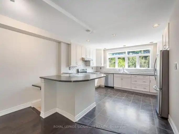 111 Pickering Street, Toronto, ON, M4E 3J5 - 2