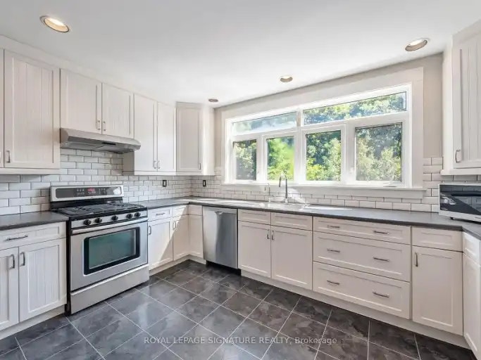 111 Pickering Street, Toronto, ON, M4E 3J5 - 7