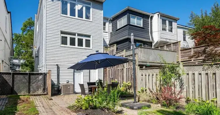 111 Pickering Street, Toronto, ON, M4E 3J5 - 11