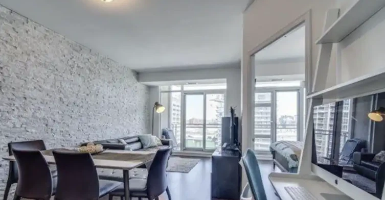 21 Grand Magazine Street, Toronto, ON, M5V 1B5 - 5