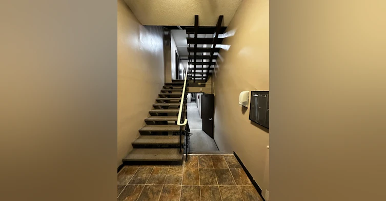 3920 Robinson Street, Regina, SK, S4S 3C8 - 12