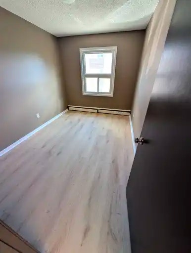3920 Robinson Street, Regina, SK, S4S 3C8 - 10