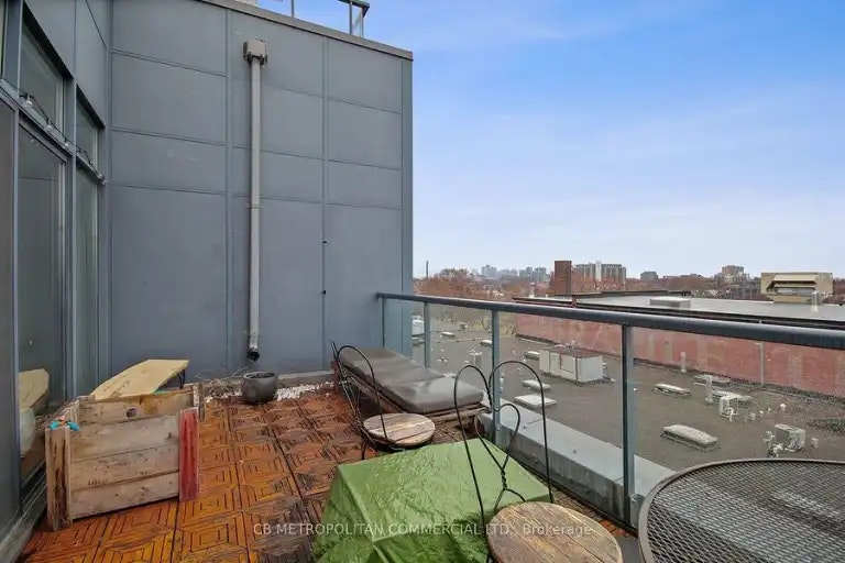 363 Sorauren Avenue, Toronto, ON, M6R 3C1 - 14