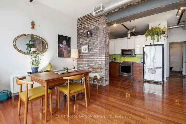 363 Sorauren Avenue, Toronto, ON, M6R 3C1 - 7