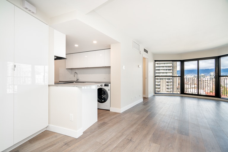 1011 Beach Avenue, Vancouver, BC, V6E 1T8 - 3