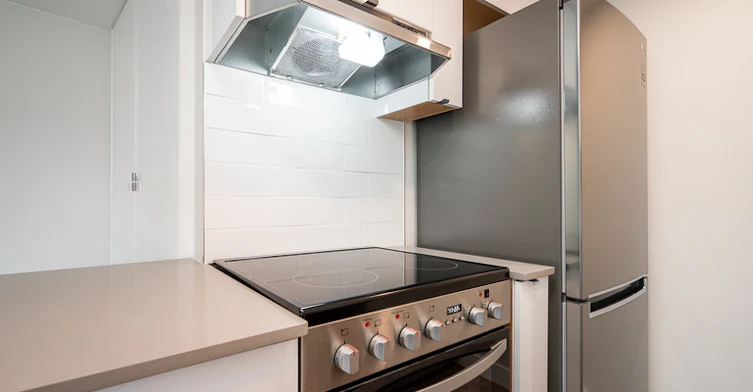 1011 Beach Avenue, Vancouver, BC, V6E 1T8 - 5