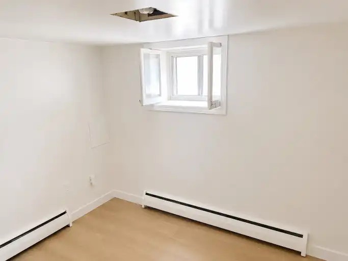 31 Beverley Street, Kingston, ON, K7L 3Y5 - 5
