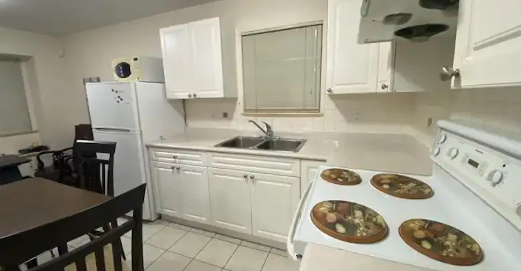 5892 Saint Margarets Street, Vancouver, BC, V5R 3H5