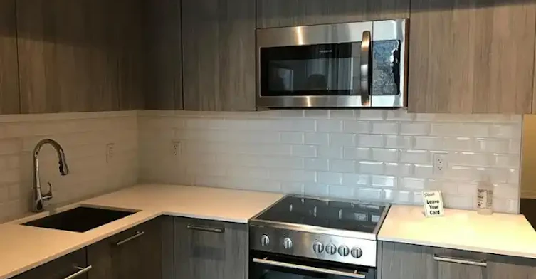 28 Wellesley Street East, Toronto, ON, M4Y 0C4 - 9
