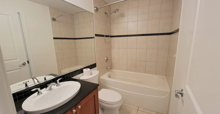 2636 East Hastings Street, Vancouver, BC, V5K 0A4 - 8