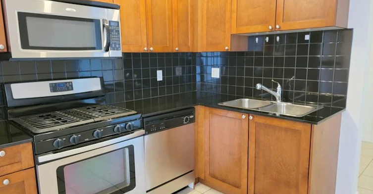 2636 East Hastings Street, Vancouver, BC, V5K 0A4 - 14