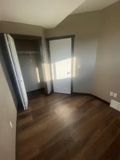 9502 102 Avenue, Grande Prairie, AB, T8V 0Z6 - 13